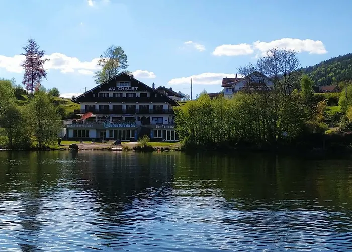 Hotel Restaurant Le Chalet Au Bord Du Lac